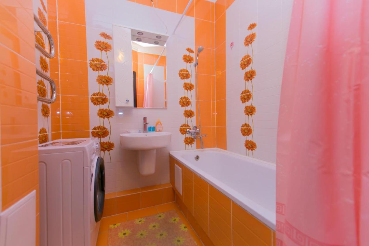 Cozy Apartment On Sarayshyq Street 5E Astana Exterior foto